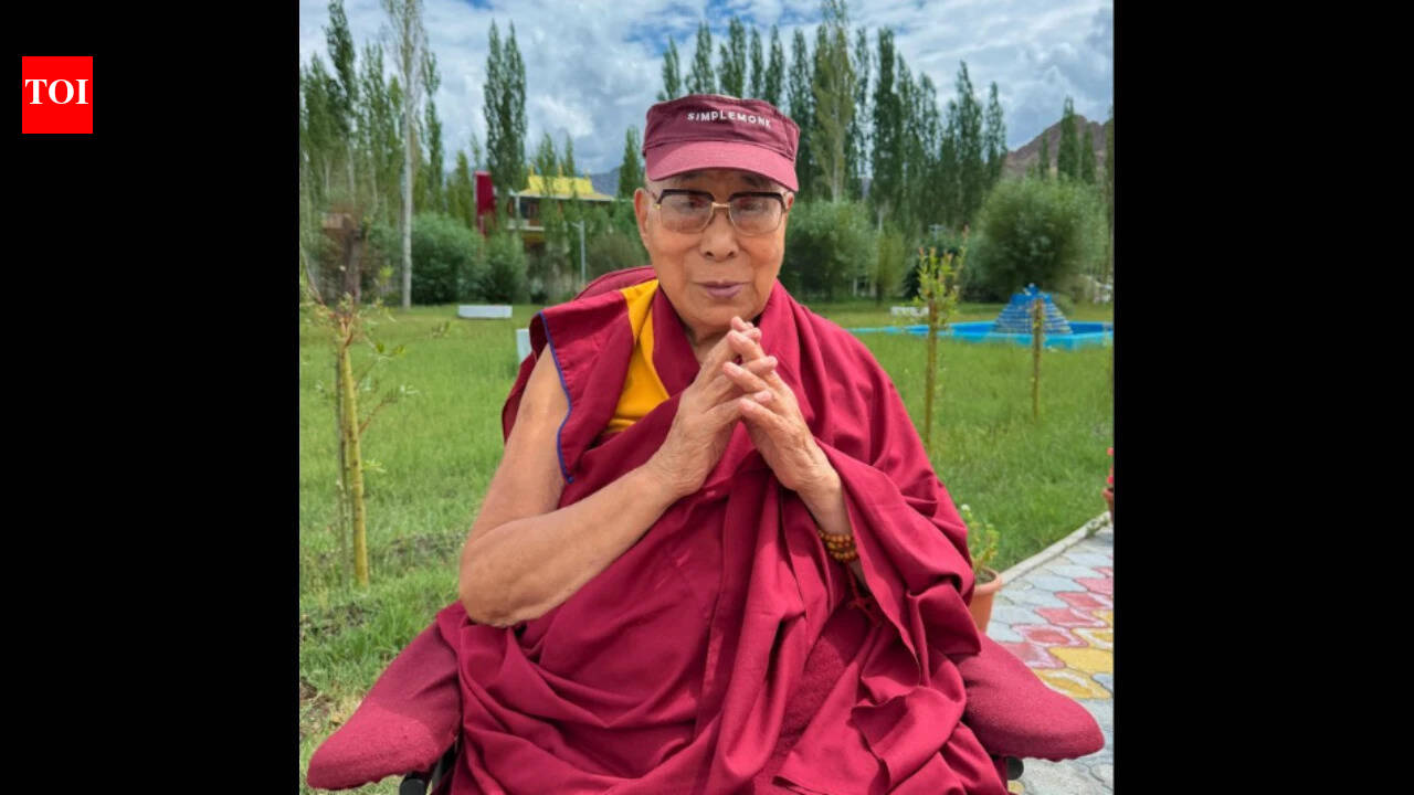 Dalai Lama Quotes: Quote of the day by the Dalai Lama: “If you concern yourself with taking care of others, there’ll be no room for lies, bullying and cheating. If you’r,e truthful you can live transparently, which will enable you to establish trust, the basis for making friends..."; Why the Dalai Lama advises being honest to be trustworthy