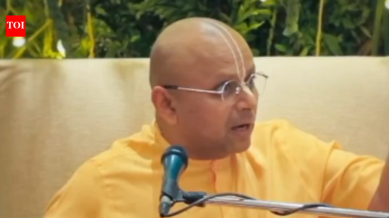 Gaur Gopal Das: Quote of the day by Gaur Gopal Das: “Discussions are always better than arguments, because an argument is to find out who is right, and a discussion is to find out what is right.”; What the engineer-turned-monk advises on 'discussing' over 'arguing'