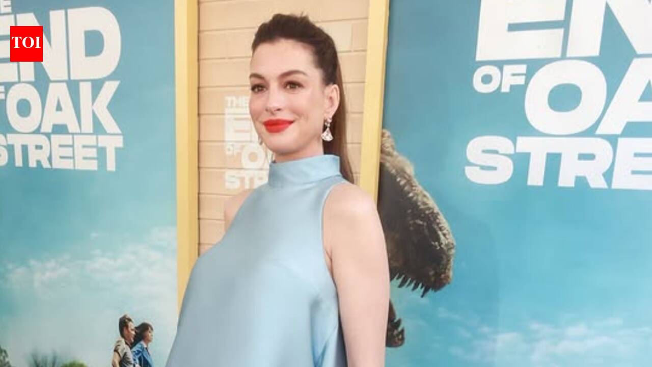 Anne Hathaway hilariously addresses bizarre rumours of fake pregnancy: ‘Fake hair, real bump' |