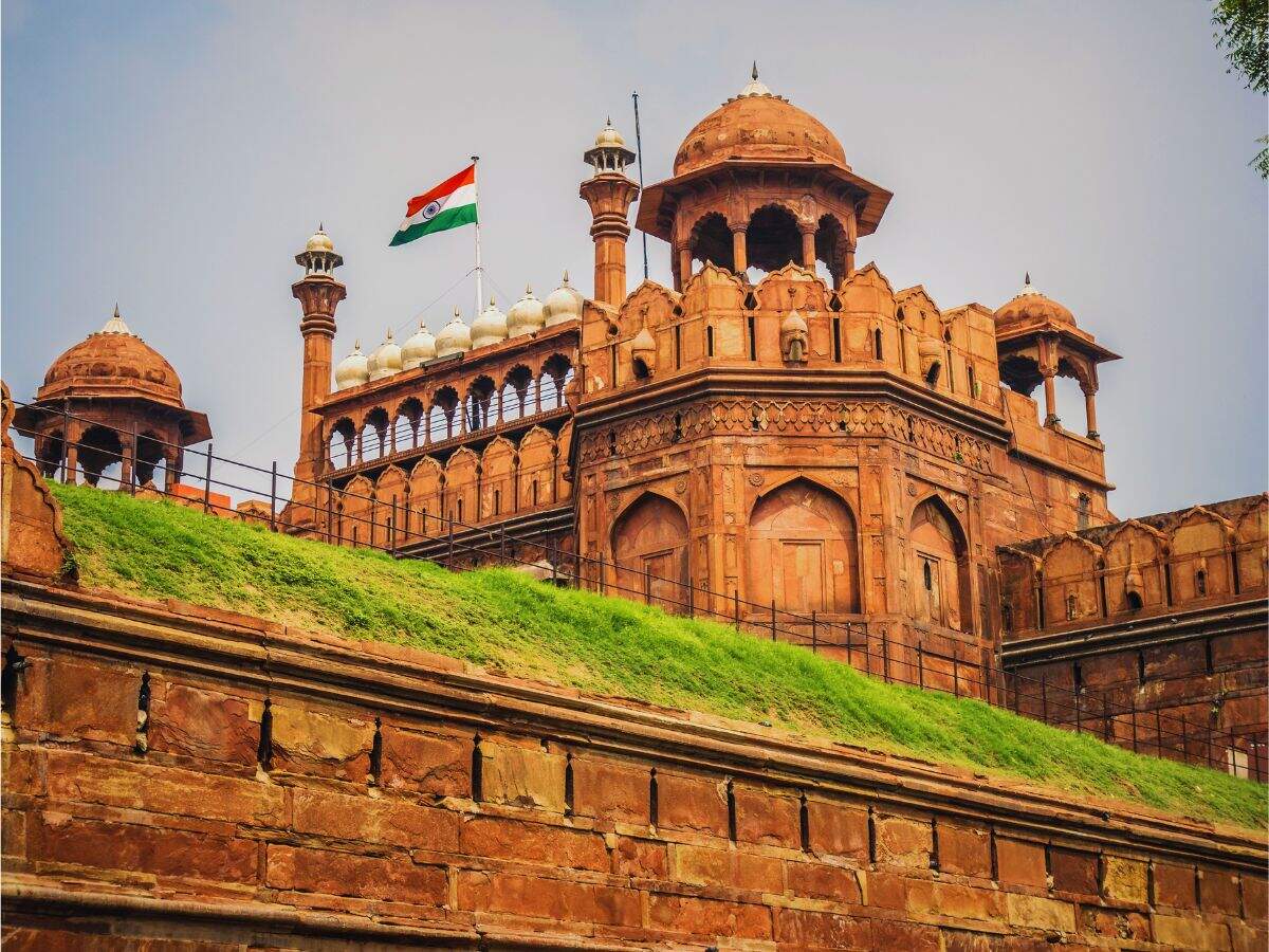 Red Fort full-dress rehearsal on August 13 to close key roads; check routes, bus and commercial vehicle restrictions