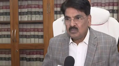Bar Council of India's U-turn on order against law students over CJI visit