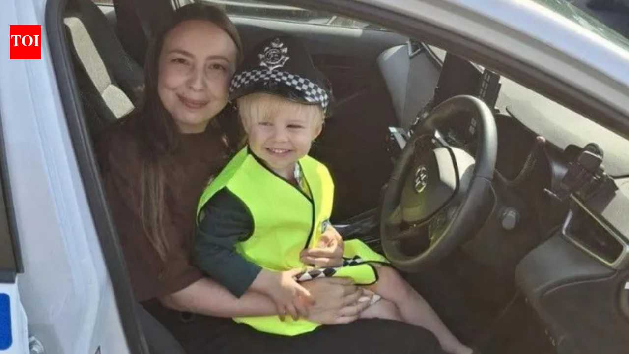 A mother taught her 3-year-old to dial the police helpline in a fun game; it turned out to save her life when she actually collapsed