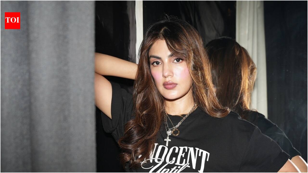 Rhea Chakraborty says her father lost job because of her controversy; ‘They found out his surname’ |