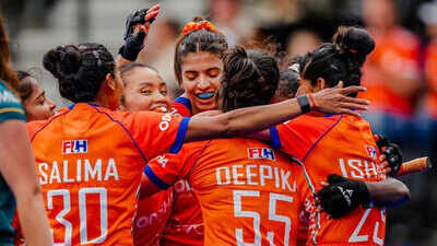Women's Hockey World Cup: Dominant India crush South Africa 6-1 to go top of Group D | Hockey News