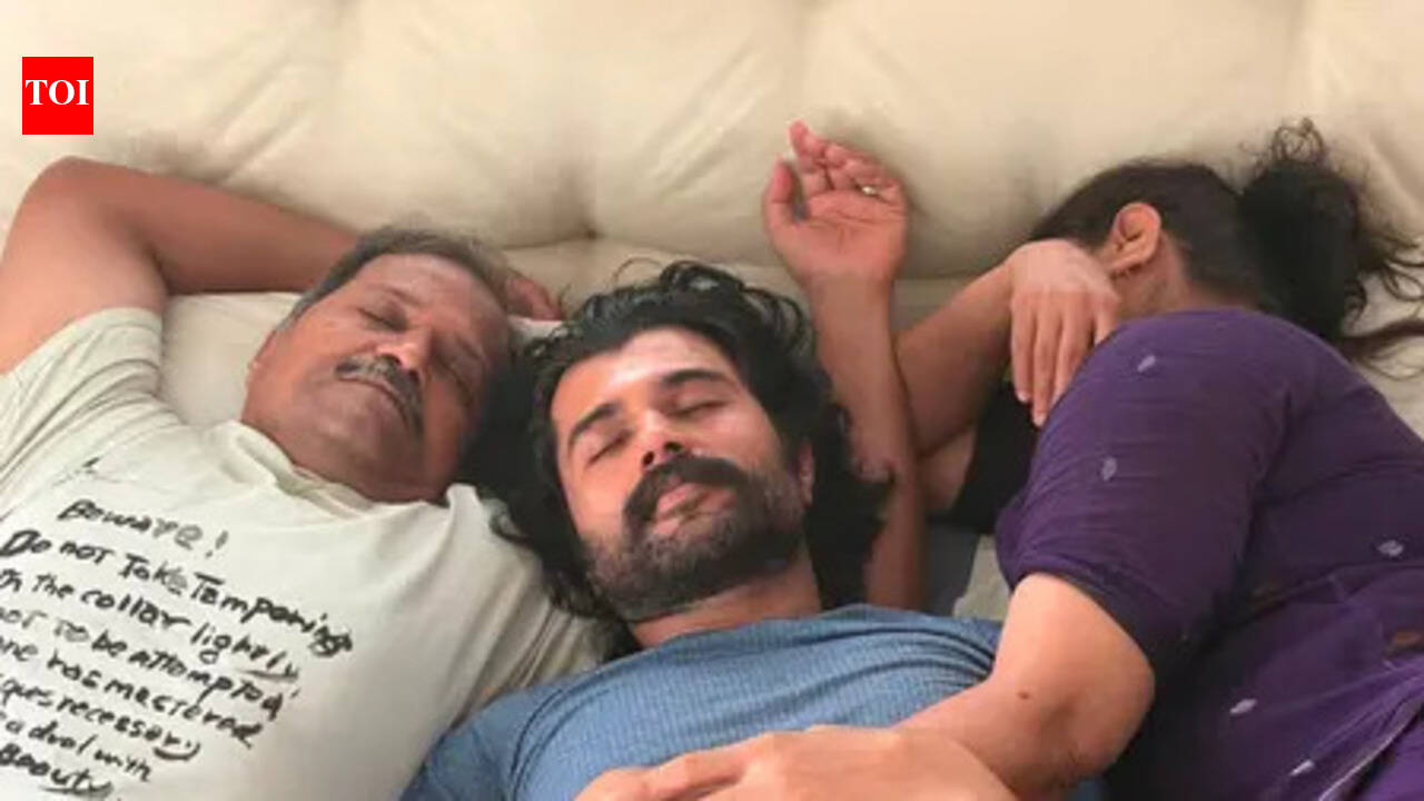 From cancelled shoot to childhood comfort: Vijay Deverakonda’s sweet rainy-day escape goes viral | Telugu Movie News