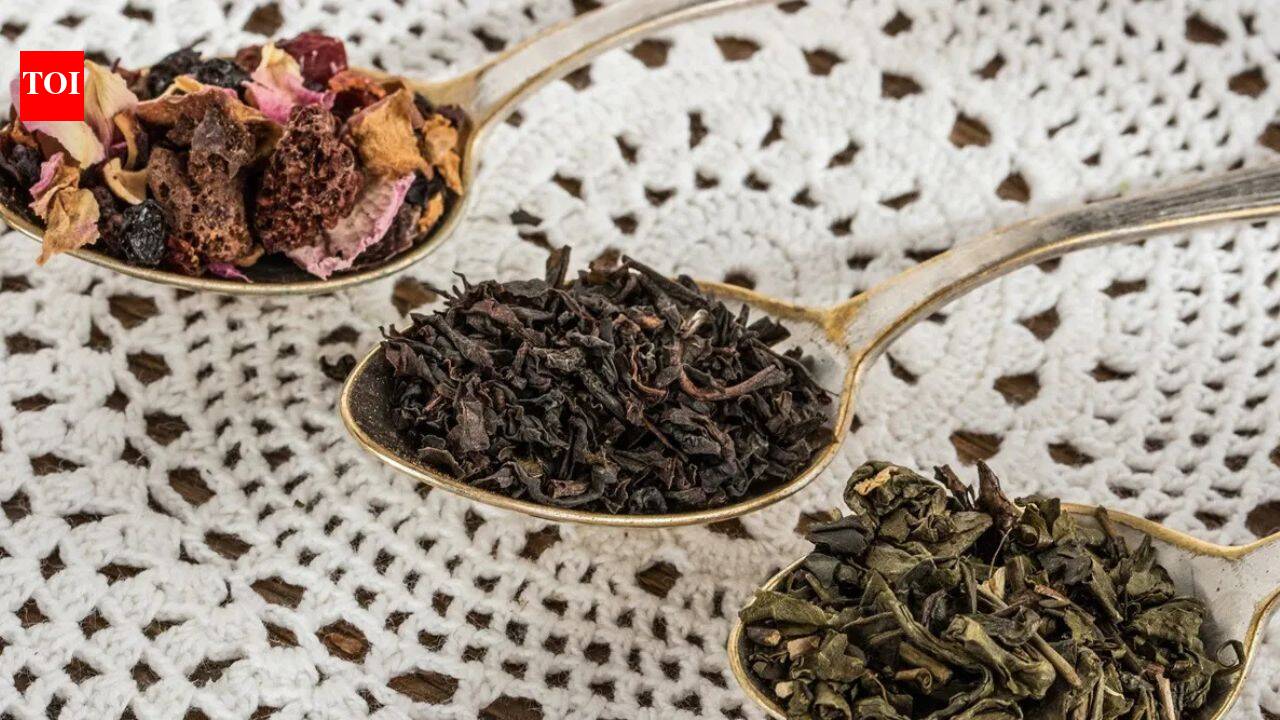 Think your tea is pure? Think again! These simple home tests using everyday items can help you check your tea for artificial colours, iron filings and possible adulteration |