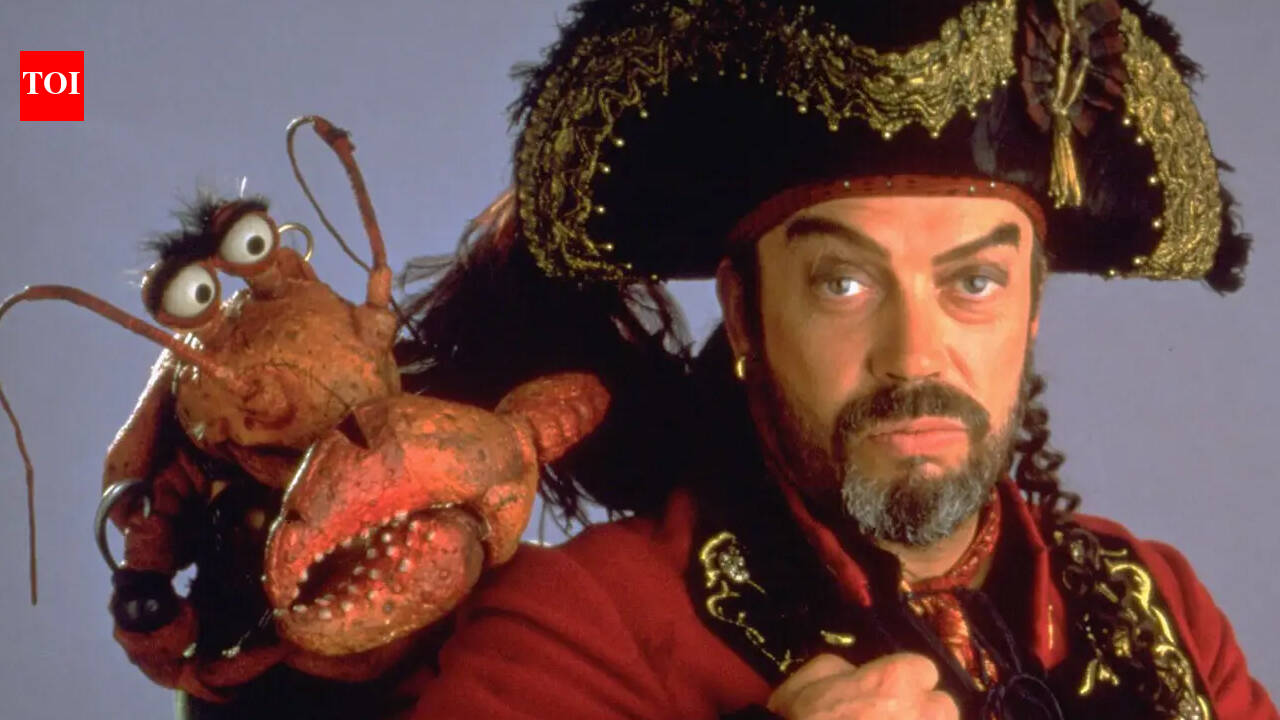 Tim Curry Death News: Tim Curry passes away at 80: Former co-stars Carol Burnett, Michael McKean, Luke Evans and other Hollywood celebs pay touching tribute |