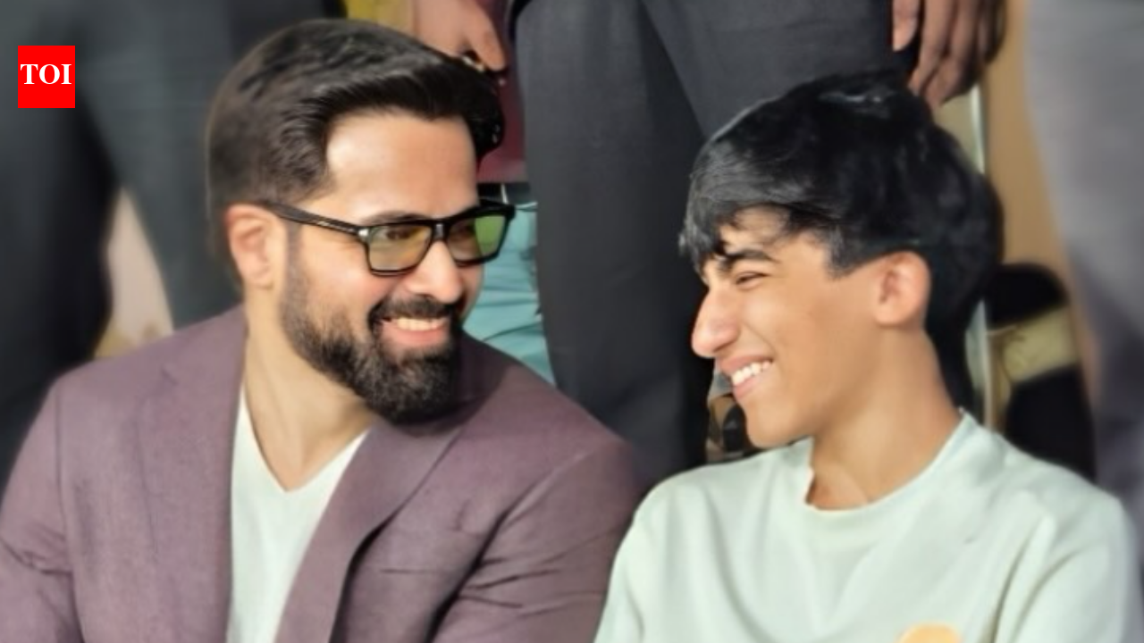 Emraan Hashmi Son Chemotherapy: Emraan Hashmi became 'Batman' to get his cancer-stricken son to eat during chemotherapy, old video of actor resurfaces as he recalls the toughest days in hospital: "It's not easy for a child to undergo chemotherapy"