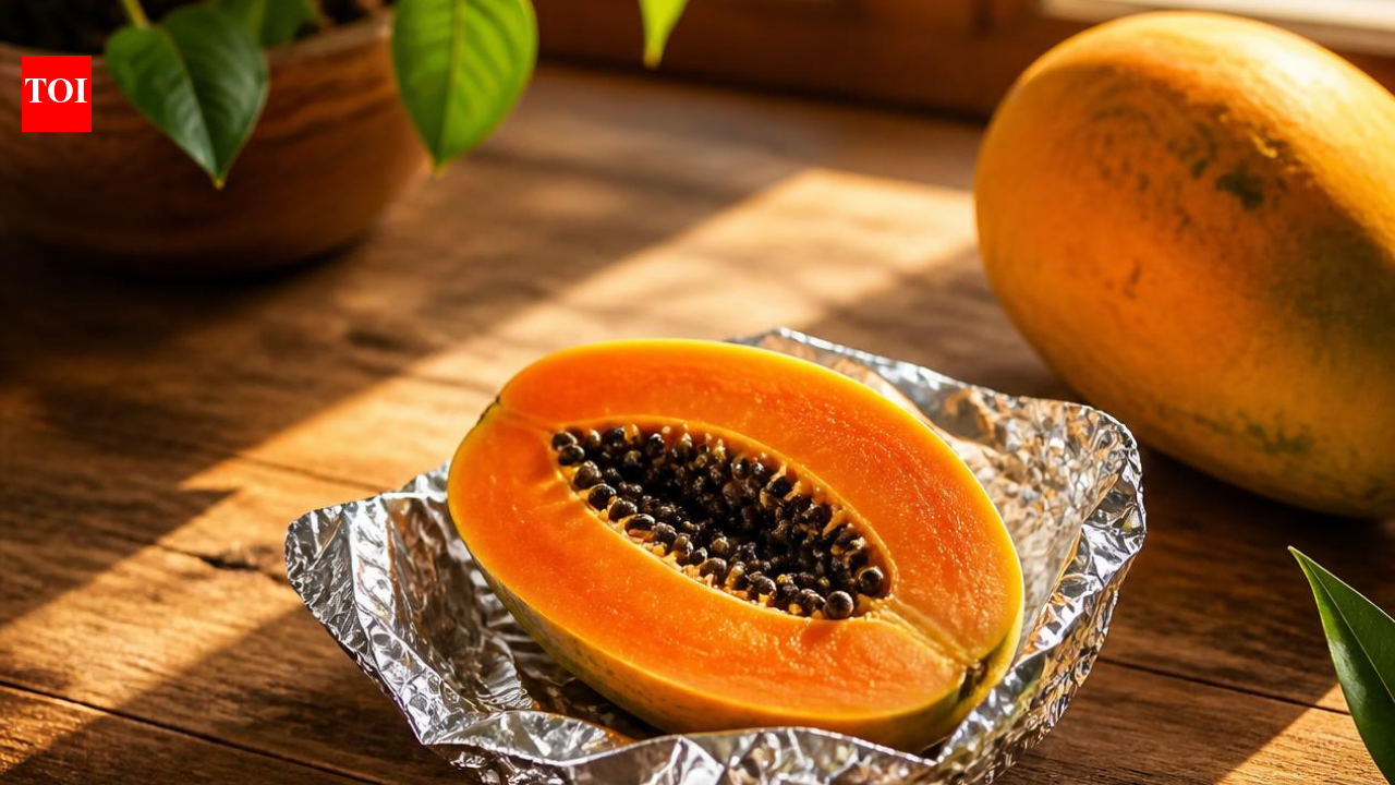Aluminium Foil Hacks: Aluminium foil hack to keep papayas fresh: Simple DIY trick to prevent papayas from turning mushy
