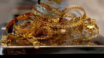Gold prices remain high in India; check 22K, 24K rates in Mumbai, Delhi, Bengaluru