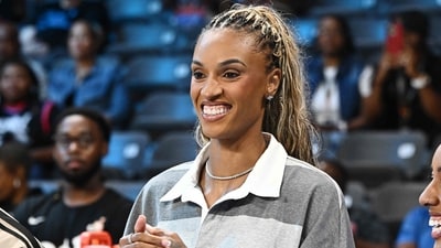 Is DeWanna Bonner playing today vs Lynx? Latest update on her Dream debut
