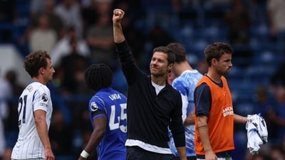 Chelsea beat Brighton in seven-goal thriller, Leeds hold Brentford