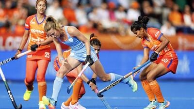 India go down fighting against the Netherlands