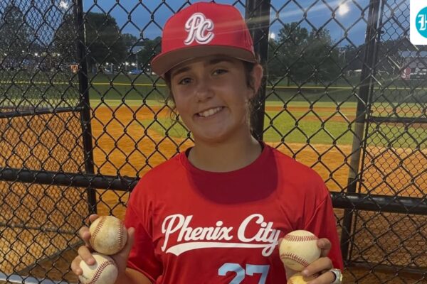 Who is Kinley Rasmus? 5 things to know about former MLB star’s daughter at Little League World Series