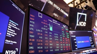 Global shares rise as Fed rate-hike bets fade after weak US economic data