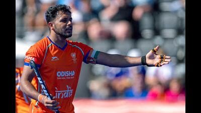 Hockey: How tactical predictability, defensive disarray took India out