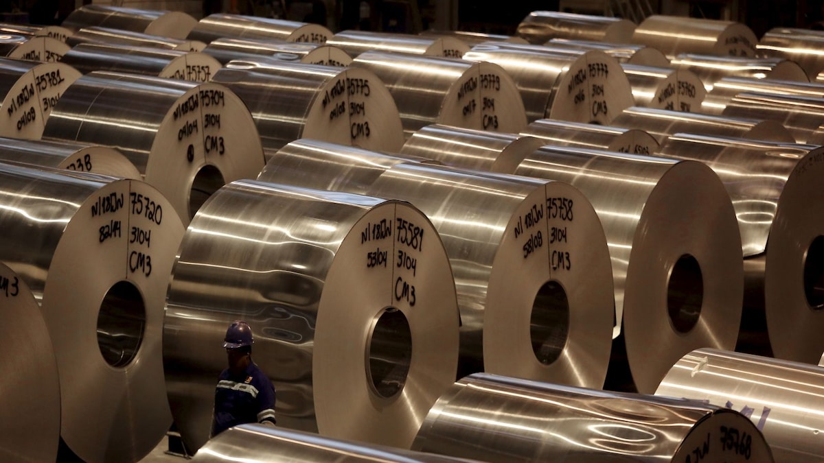 Here's why these three aluminium stocks trading with losses up to 6% today