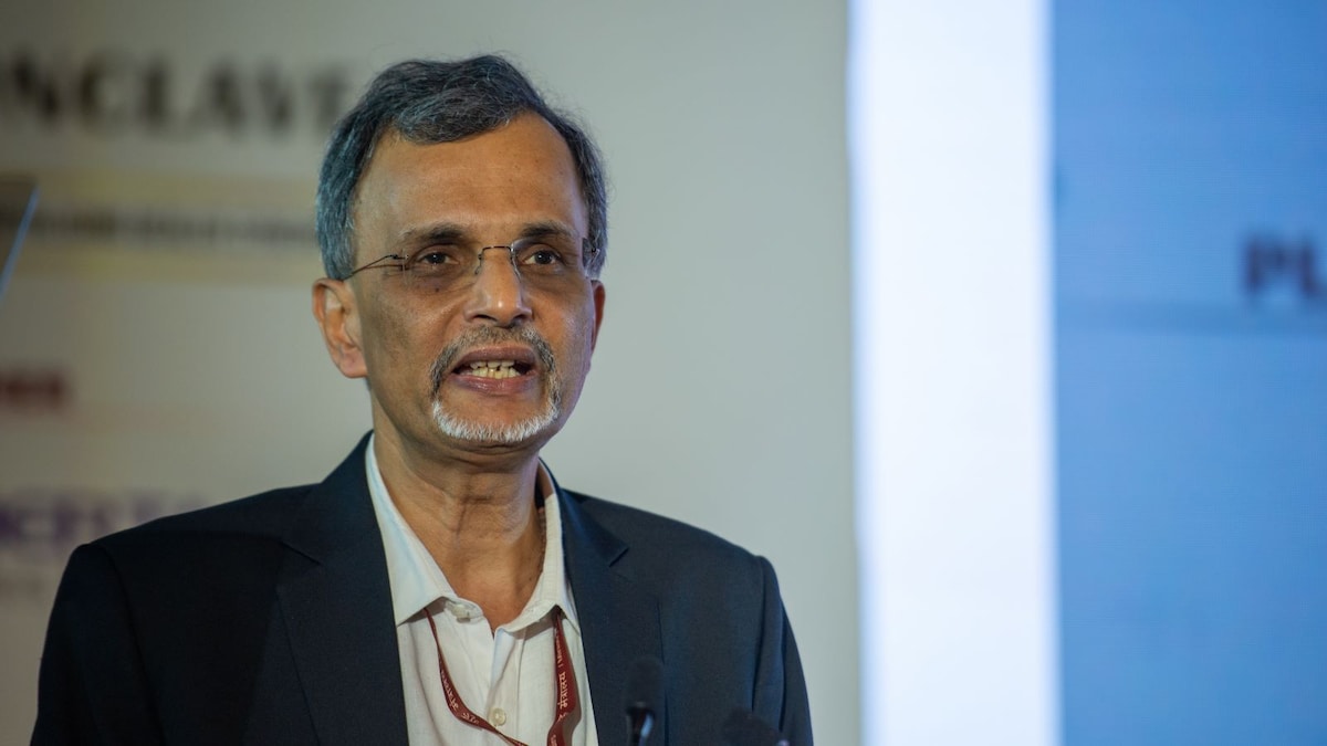 CEA Nageswaran backs E10 for older vehicles, flags food-versus-fuel trade-off