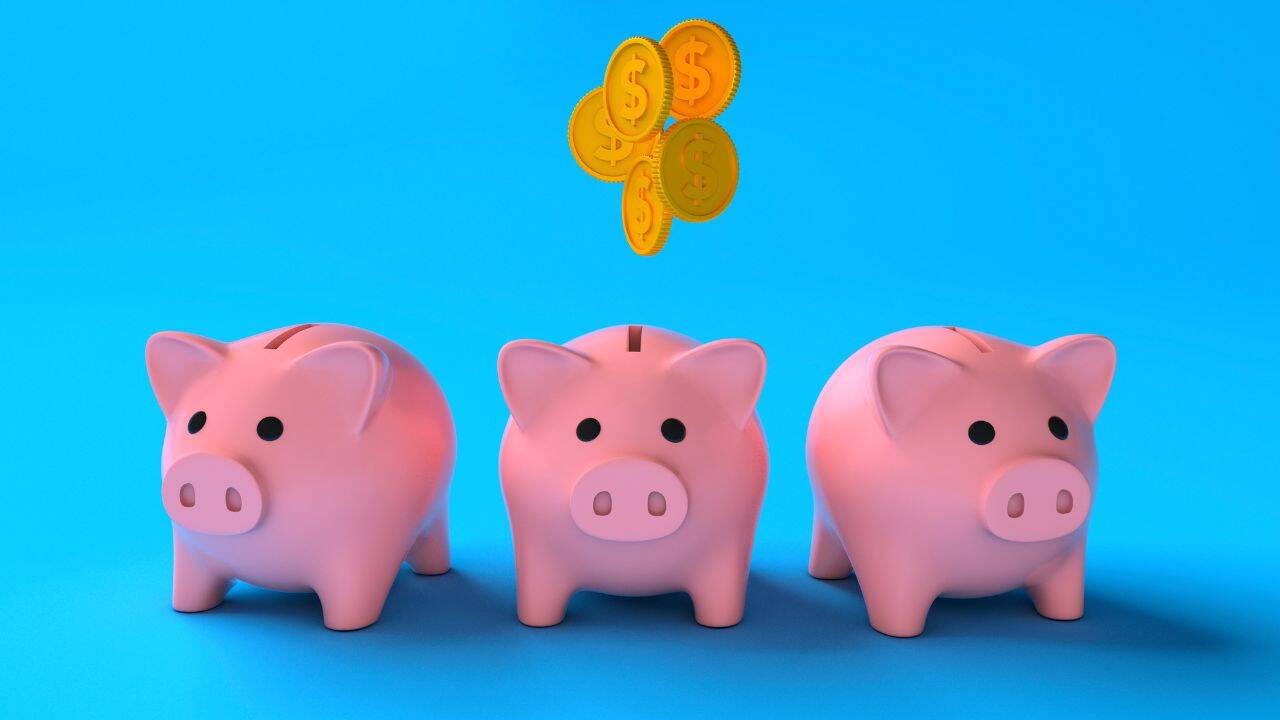 3 simple money lessons every parent can teach a child from age 5