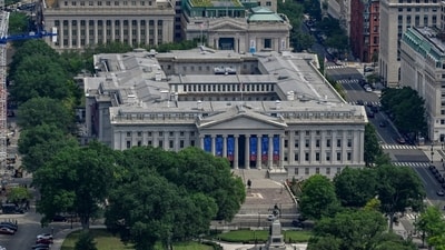 Global Government Bond Yields Stabilize Ahead of Fed Minutes