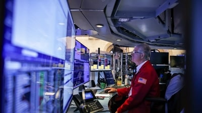 Stock market today: S&P 500, Nasdaq fall as Nvidia, chip stocks slide; Dow rises