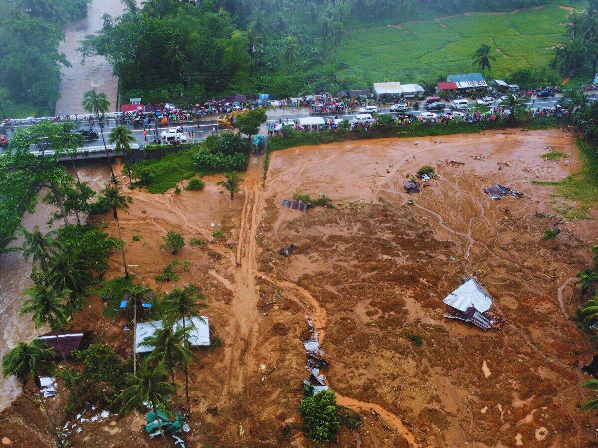 Heavy rain triggers road washout on Mussoorie-Kempty Highway in Uttarakhand, traffic severely disrupted near Dimta Band: What tourists need to know