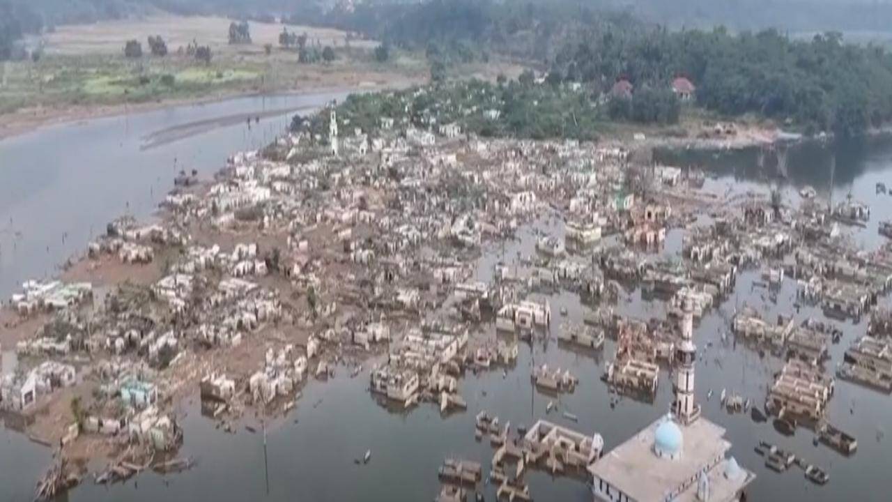 In 2015, Indonesia began building a massive reservoir that swallowed an entire village; 11 years later, lost village re-emerges revealing homes, mosque and forgotten streets |