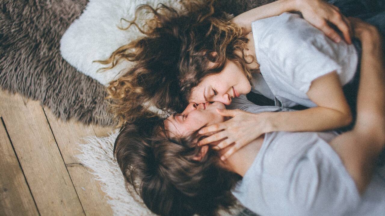 6 surprising things that quietly create emotional intimacy in a relationship