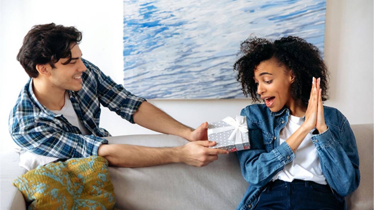 ​Genuine care or love bombing? 7 signs to spot the red flags early in a relationship​