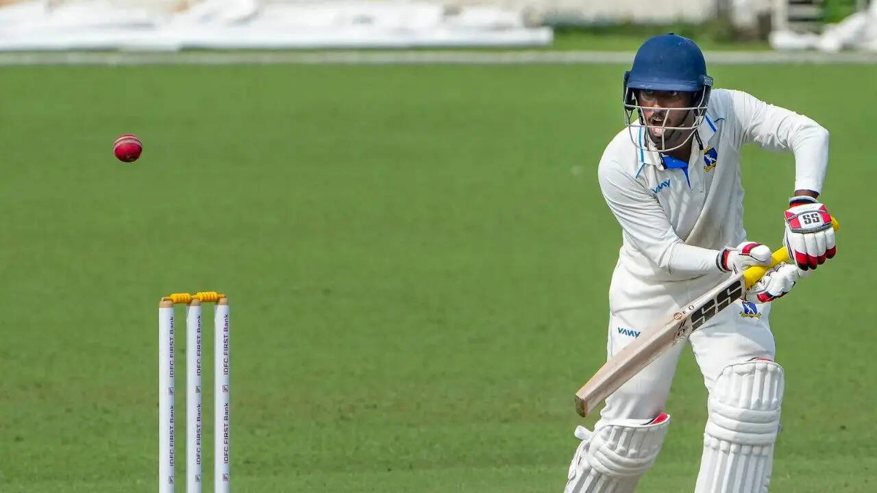 East Zone 414/7 in 99.4 Overs