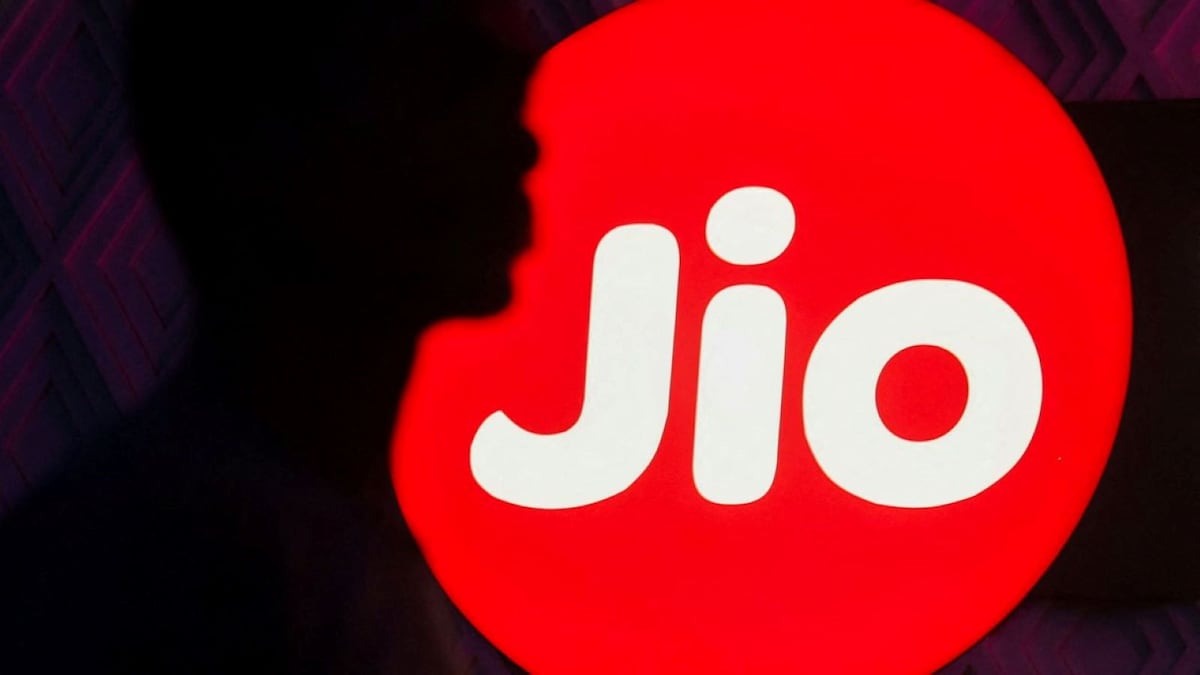 Jio Prime subscription at ₹300 — What is on offer and how it differs from Bharti Airtel