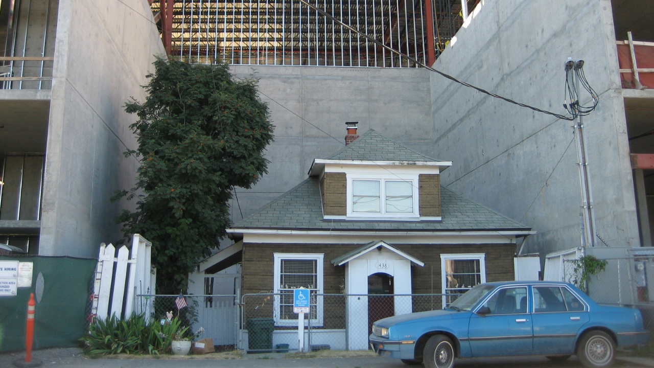 In 2006, 84-year-old Seattle homeowner Edith Macefield reportedly rejected a $1 million offer, so developers built a five-story complex around three sides of her house