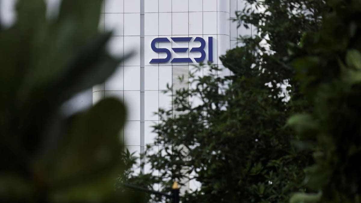 Prop traders lead India’s derivatives market as retail investors lose over ₹72,000 crore