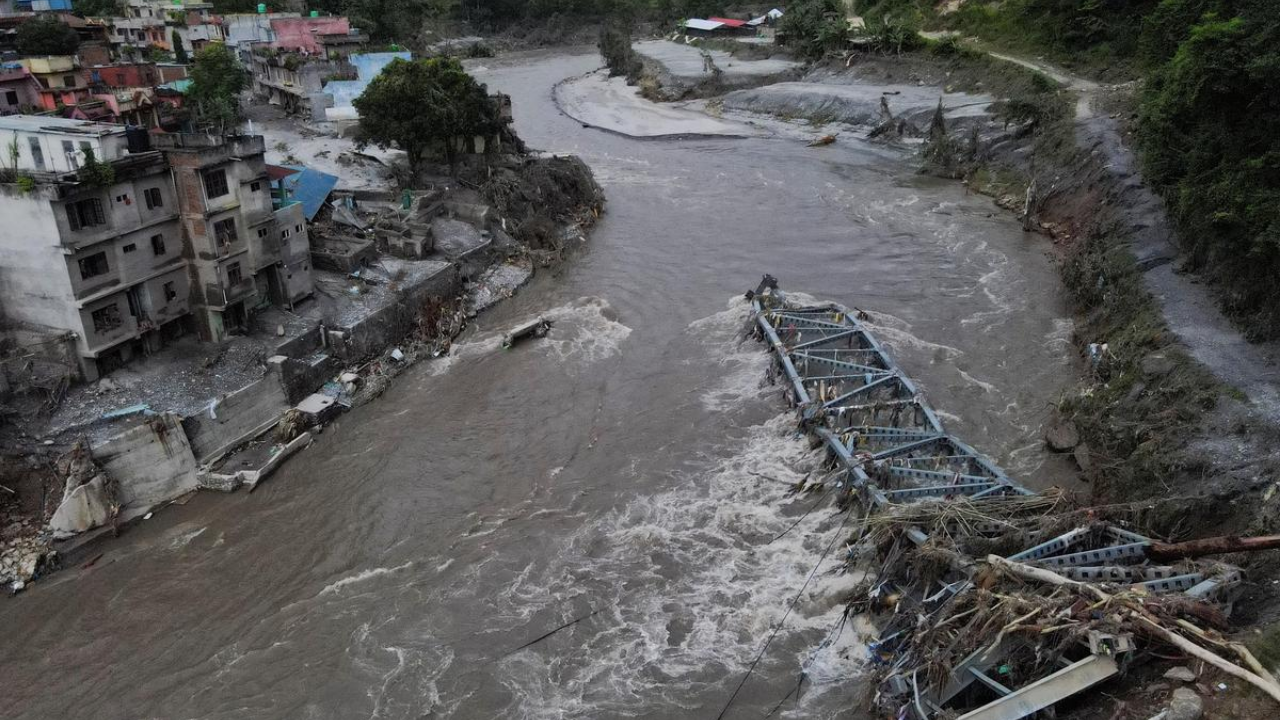 “If we had left 10-15 minutes earlier…”: How a tea break saved 5 Chhattisgarh friends from Nepal floods