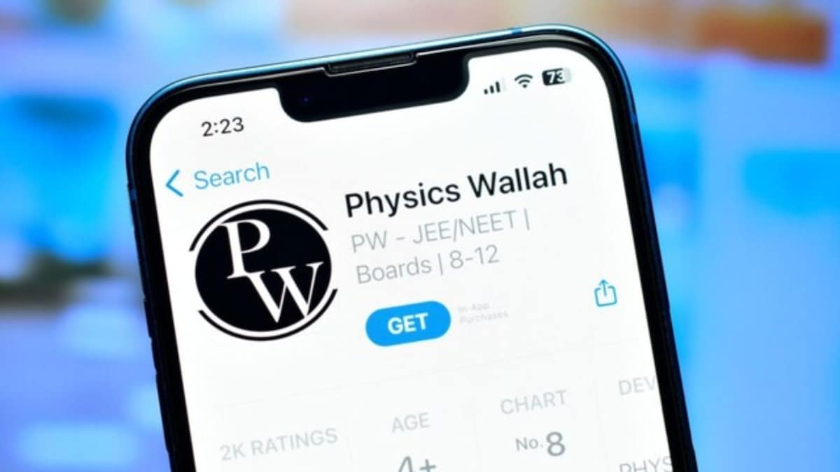 PhysicsWallah cuts Q1 loss as revenue crosses ₹1,000 crore despite NEET enrolment hit