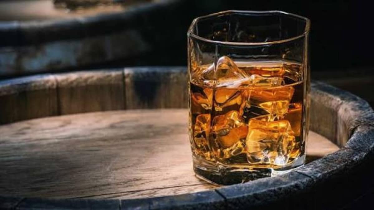 United Spirits shares rise after FSSAI revokes order on whisky products made at MP unit