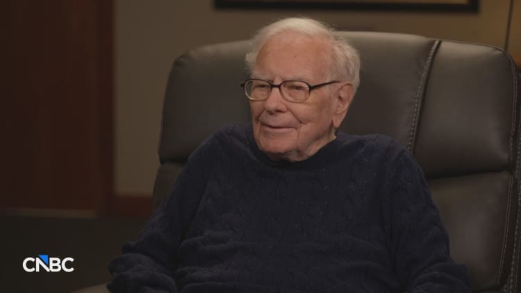Buffett stepping down as Berkshire chairman