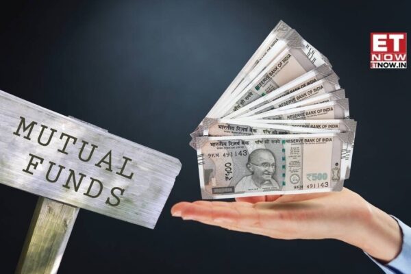 Rs 25,000 monthly SIP at 27: Can you build Rs 5 cr corpus in 27 years? Expert recommends 3 mutual funds