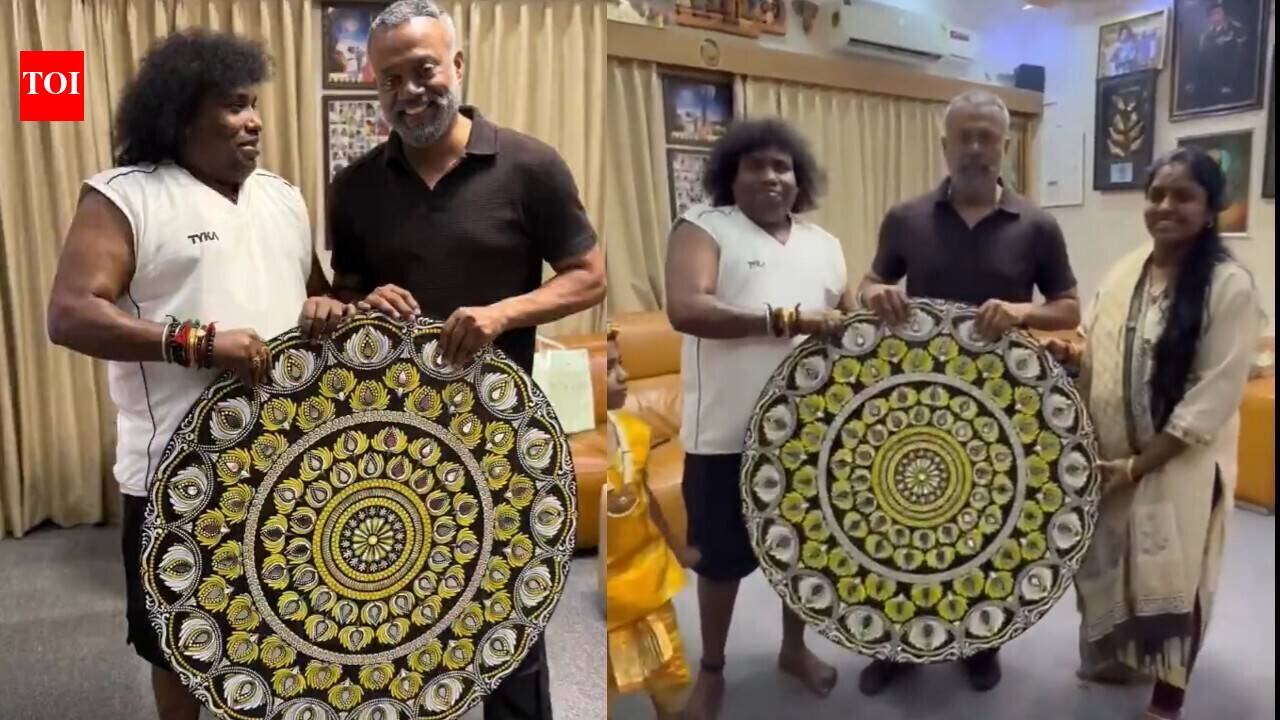 Yogi Babu's special gift to Gautham Menon wins hearts, Fans hope for his directorial comeback | Tamil Movie News