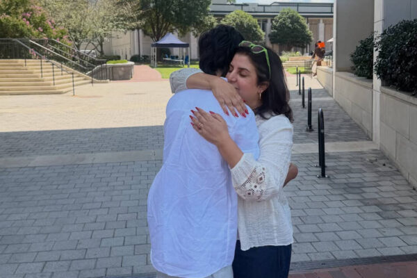 Farah Khan bids an emotional goodbye to her triplets as they head to college in three cities: 'If u thought moving ur kid to college was hard.. try doing it 3times' |
