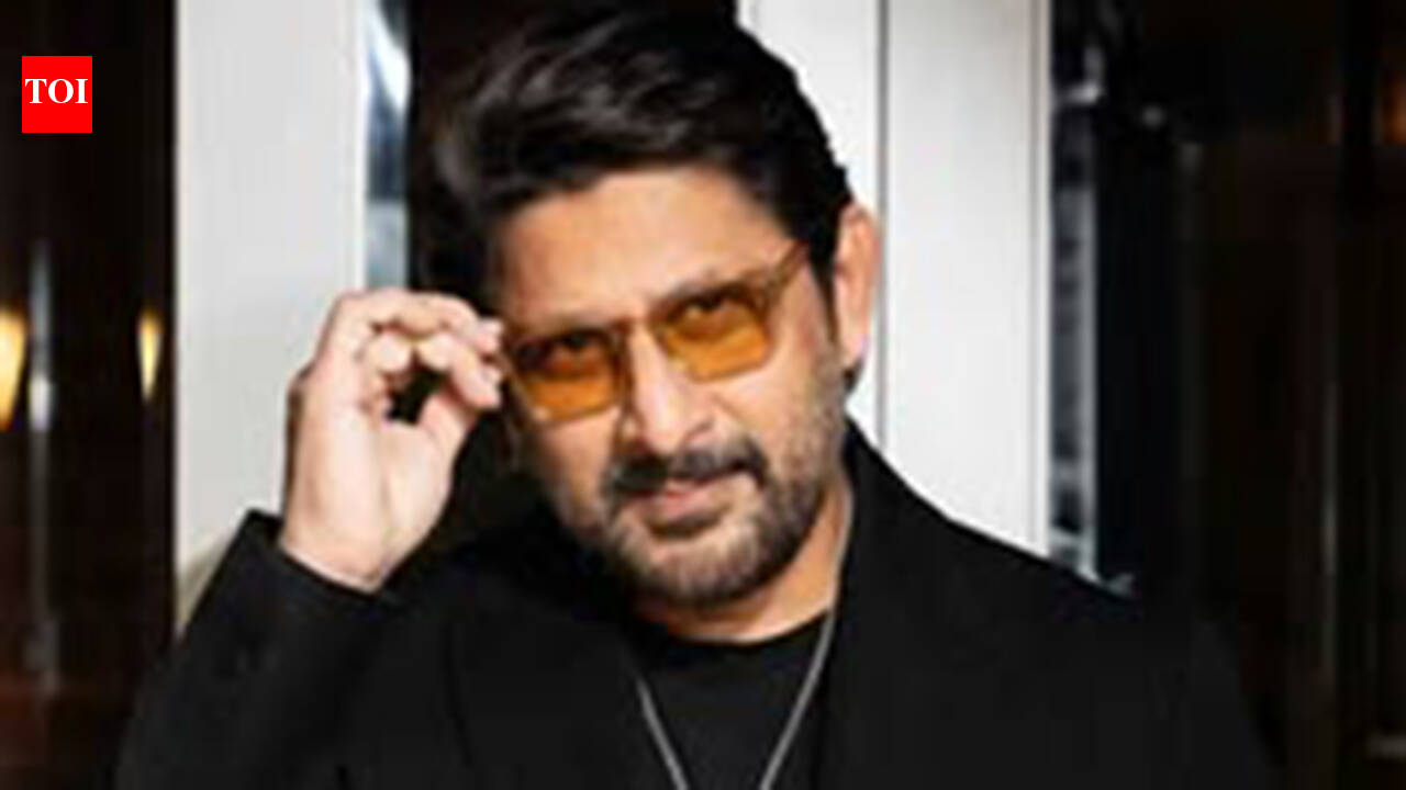 ‘Shah Rukh Khan shocks you with the way he is’: Arshad Warsi reveals his two-day role with 'King' star in ‘Kuchh Meetha Ho Jaaye’ became an entire film | Hindi Movie News