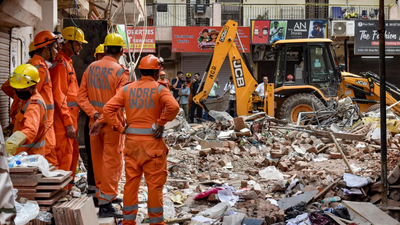 'Rumours of mobile jammers at Satya Niketan site false': Delhi Police reacts to AAP's allegations | India News