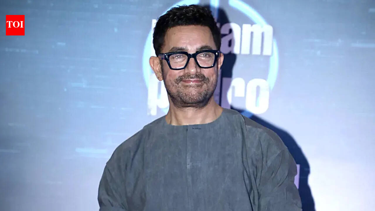 After Salman Khan, Aamir Khan in talks for a superhero film with R Balki and Sajid Nadiadwala |