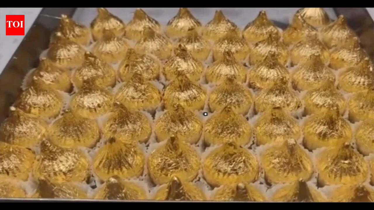 Nashik sweet shop sells 'Ganpati special' 24-carat ‘Golden Modak’ for Rs 27,000 per kg |