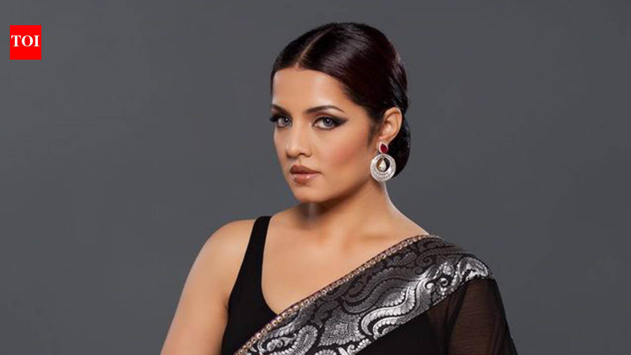 Celina Jaitly misses sons’ first day of school amid divorce battle with Peter Haag: 'What I wouldn’t give for one morning hug, one kiss & one 'Bye, Mummy' |
