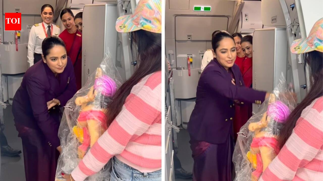 Air hostess misses Ganpati puja at home, then finds Bappa on her flight