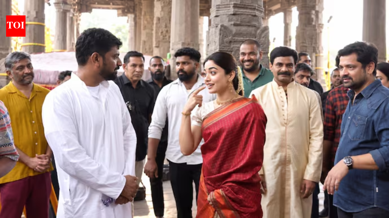 Rashmika Mandanna meets MS Subbulakshmi’s family at temple ahead of biopic launch 'MS: A Legacy On Screen', makers share video - WATCH | Telugu Movie News