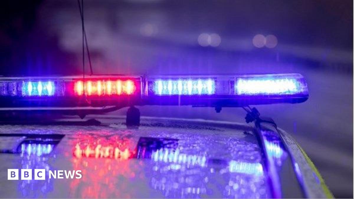 Two killed after car hits group of cyclists in Kent