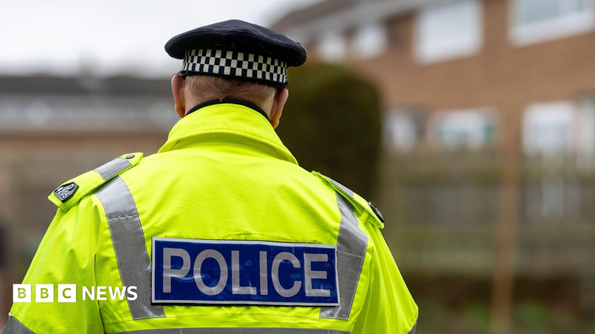 Police forces failing investigation basics, report says