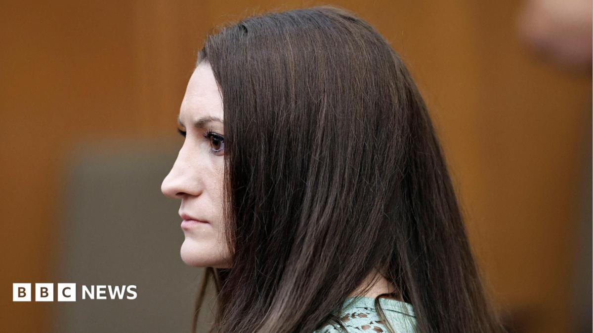 Will Lindsay Clancy trial end in a mistrial? Here are the options